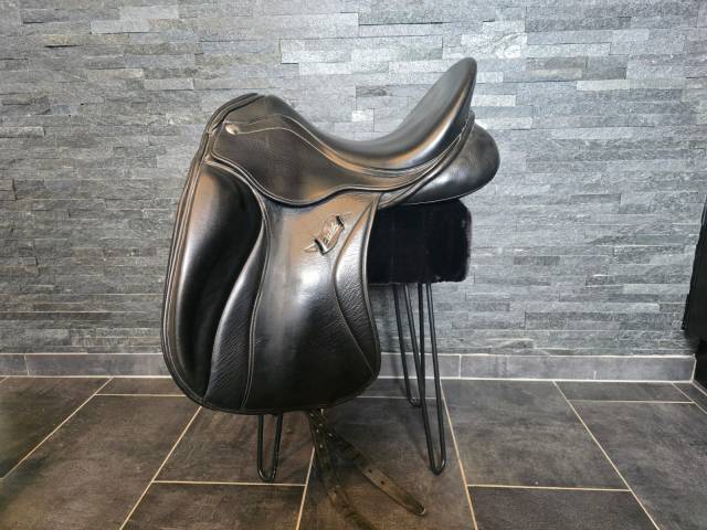 Sella da dressage Zaldi  17" - 2016