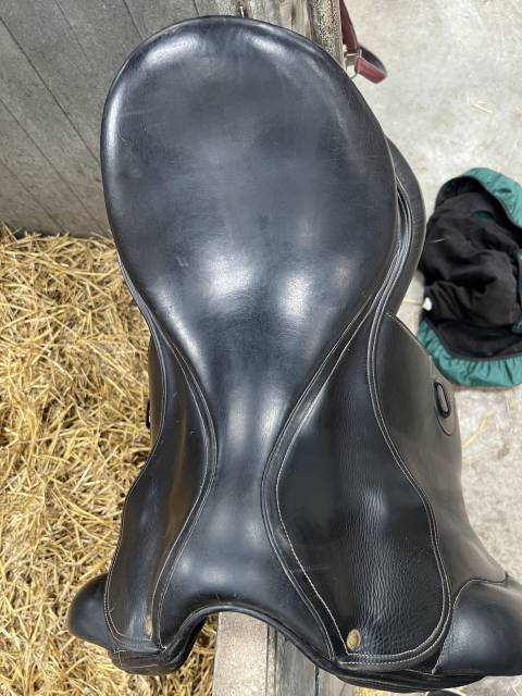 Sella da dressage Forestier Aucun 18" - 2007