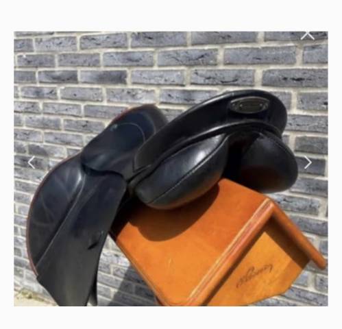 Sella da dressage Stubben  16" - 2014