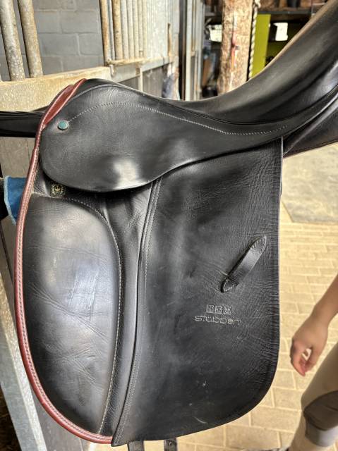 Sella da dressage Stubben  16" - 2014