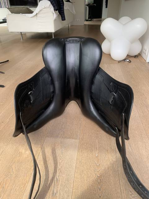 Sella da dressage Childeric  17.5" - 2021