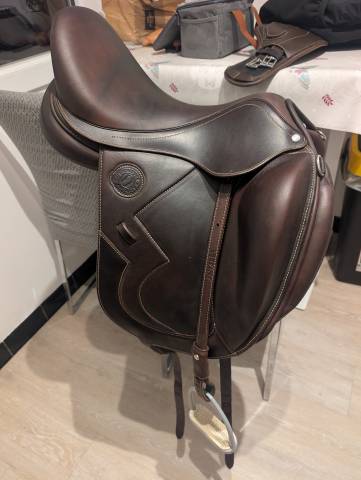 Sella da dressage Antar&egrave;s  17" - 2025
