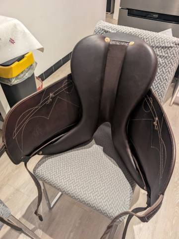 Sella da dressage Antar&egrave;s  17" - 2025