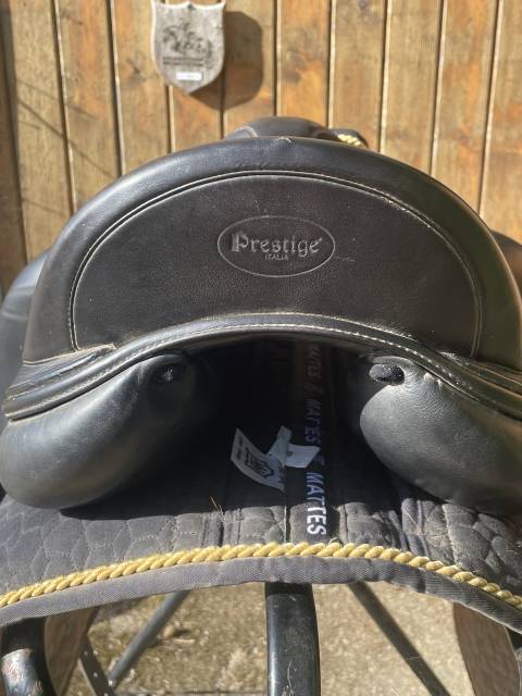 Sella da dressage Prestige Italia D1 K 17" - 2010