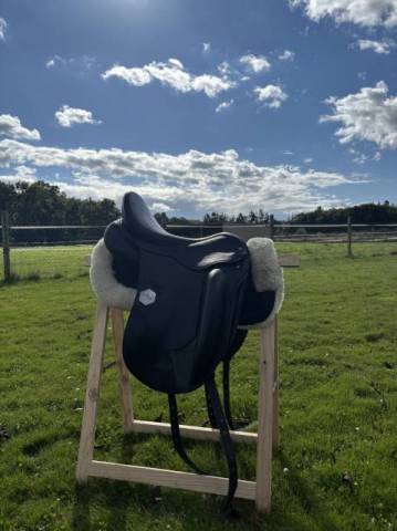 Sella da dressage Time Rider  17.5" - 2019