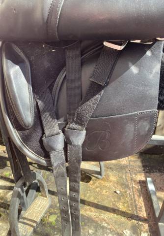 Sella da dressage Bates  16" - 2006
