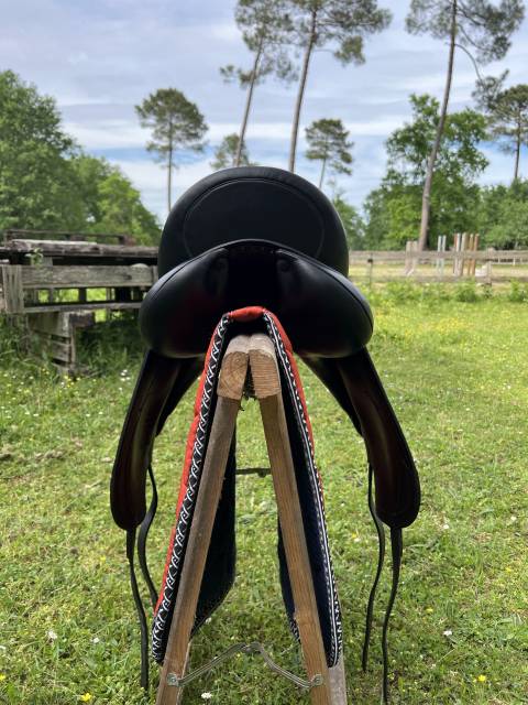 Sella da dressage Devoucoux  17.5" - 2016