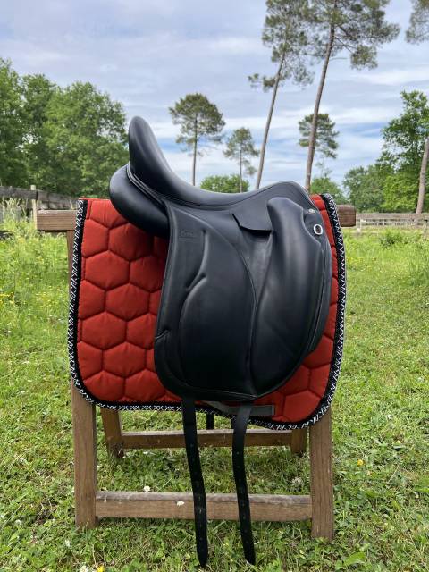 Sella da dressage Devoucoux  17.5" - 2016