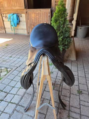 Sella da dressage Eric Thomas  16.5" - 2009