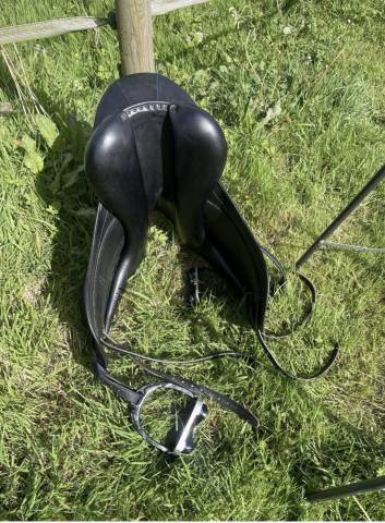Sella da dressage Childeric  17.5" - 2018