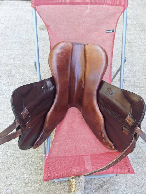 Sella da salto ostacoli Forestier  17.5" - 2013