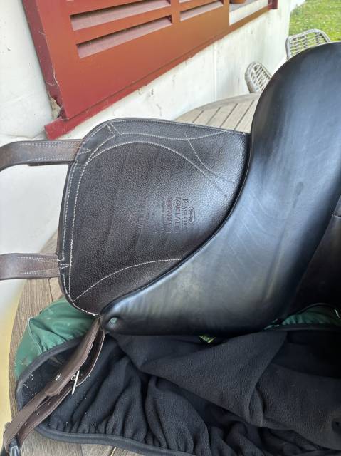 Sella da dressage Devoucoux  17.5" - 2021