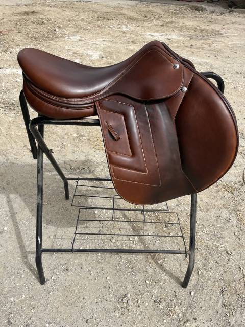 Sella da salto ostacoli Renaissance DM 18/25 17.5" - 2021