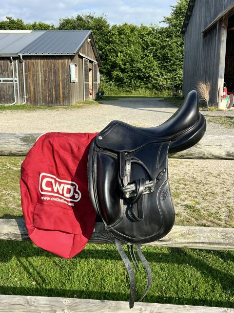 Sella da dressage CWD SE08 17.5" - 2014