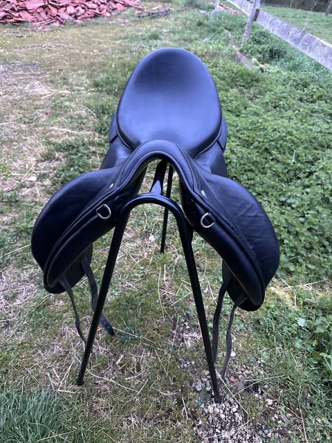 Sella da dressage Childeric  17.5" - 2019