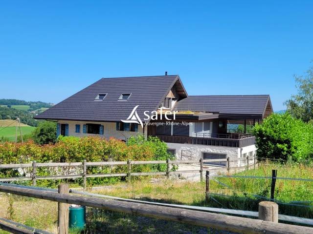 Propriet&agrave; equestre In vendita Haute-Savoie