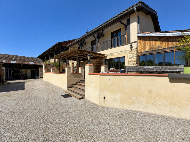 Propriet&agrave; equestre In vendita Haute-Garonne