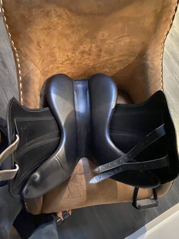 Sella da dressage Macel  17" - 2018