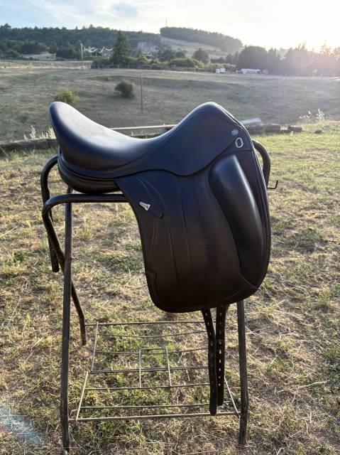Sella da dressage Equipe  17.5" - 2022