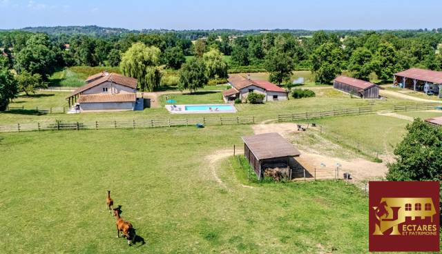 Propriet&agrave; equestre In vendita Ain