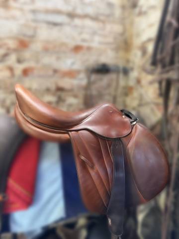 Sella da salto ostacoli Butet  17.5" - 2020