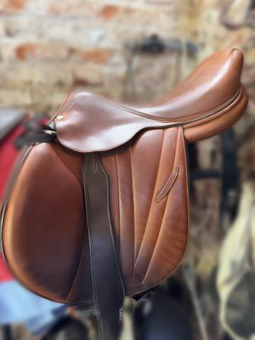 Sella da salto ostacoli Butet  17.5" - 2020