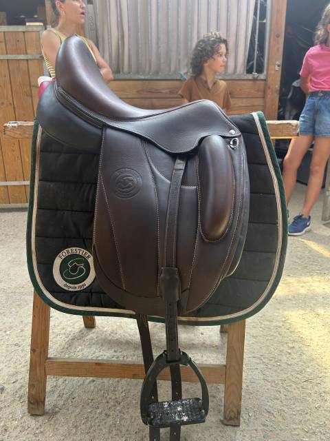 Sella da dressage Forestier  17" - 2022