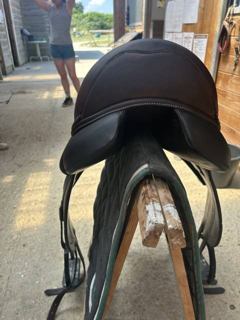 Sella da dressage Forestier  17" - 2022