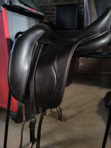 Sella da dressage Devoucoux  17.5" - 2015