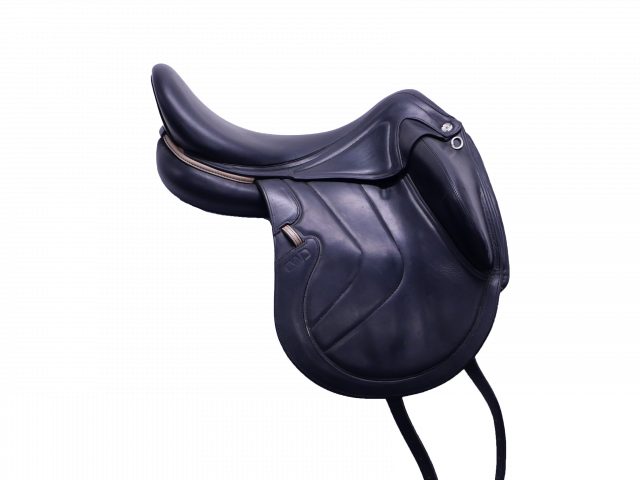 Sella da dressage CWD  18.5" - 2023