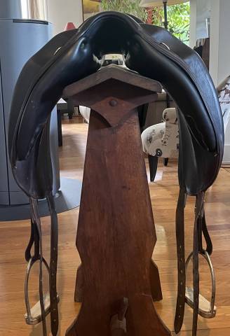 Sella da dressage Devoucoux  17" - 2012