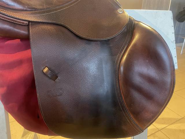 Sella da salto ostacoli CWD  18" - 2018