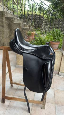 Sella da dressage KENT & MASTERS  17.5" - 2018