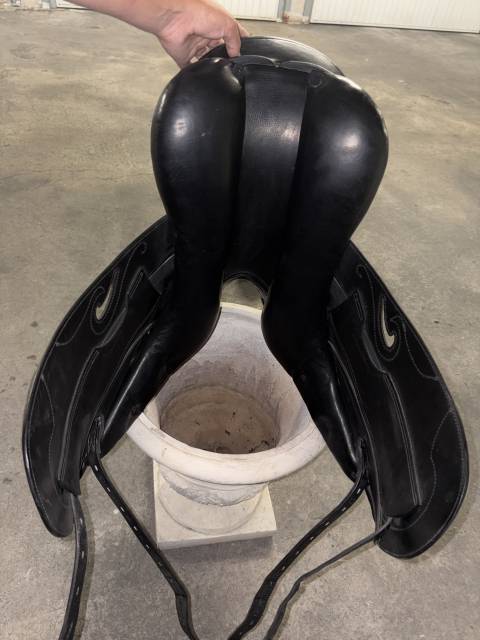 Sella da dressage Prestige Italia Passion K 17" - 2020