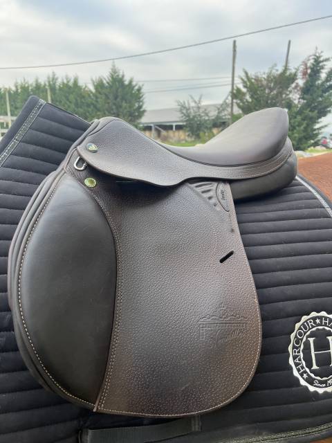 Sella da salto ostacoli Prestige Italia  17.5" - 2021