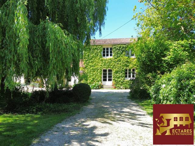 Propriet&agrave; equestre In vendita Loire-Atlantique