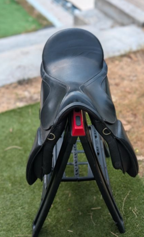 Sella da dressage   17.5" - 2015