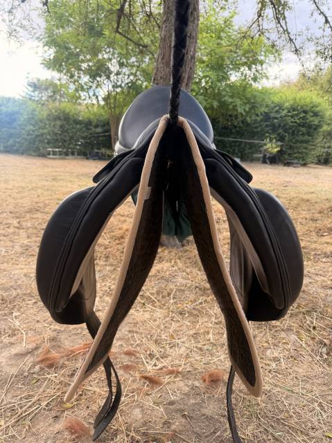 Sella da dressage Forestier  17.5" - 2006
