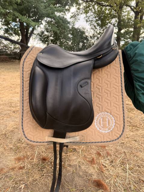 Sella da dressage Forestier  17.5" - 2006