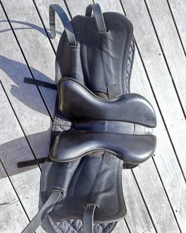 Sella da dressage Gaston Mercier  16.5" - 2023