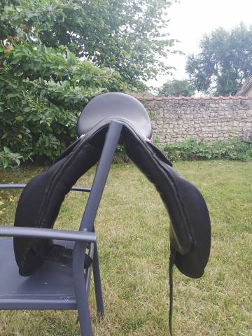 Sella da dressage Baude Daphn&eacute;e  17.5" - 2016