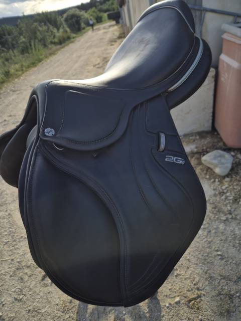 Sella da salto ostacoli CWD  17" - 2022