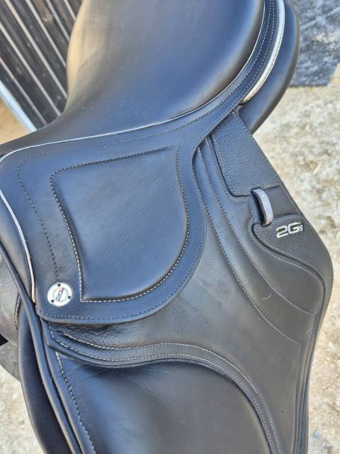 Sella da salto ostacoli CWD  17" - 2022