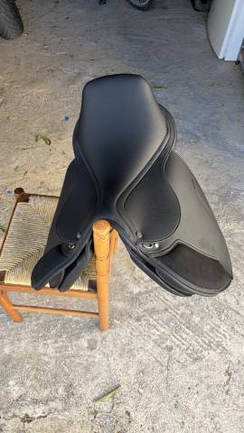 Sella da salto ostacoli Norton  17.5" - 2026