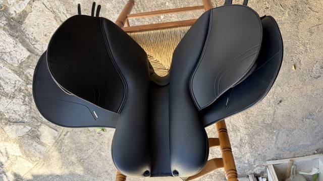 Sella da salto ostacoli Norton  17.5" - 2026