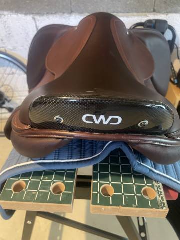 Sella da salto ostacoli CWD  17.5" - 2017