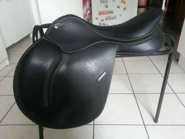 Sella da salto ostacoli Wintec  17.5" - 2014