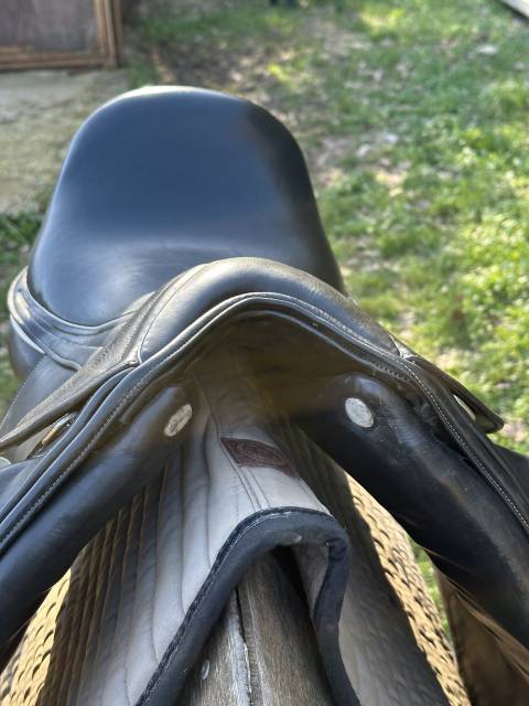Sella da dressage Hoffsteiner  17.5" - 2017