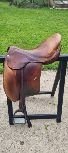 Sella da dressage Forestier  17" - 2004