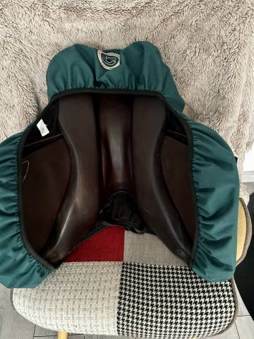 Sella da salto ostacoli Forestier  17.5" - 2023